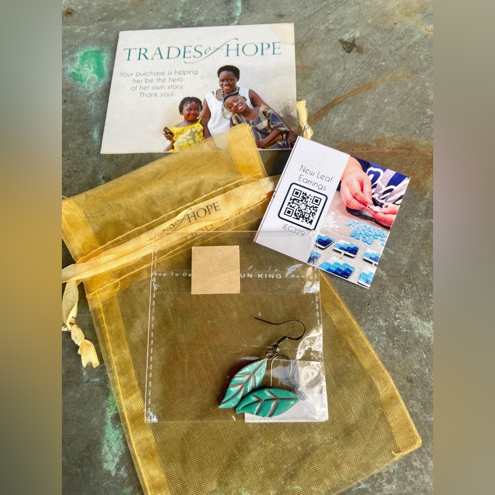 Trades of Hope New leaf earrings